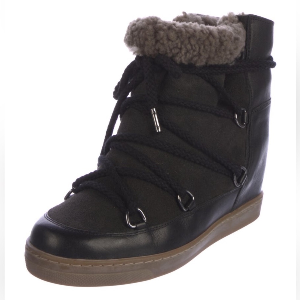Isabel Marant
Suede Lace-Up Boots